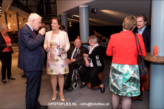 0137-CopyrightFOTOFLEX.NL-27042019